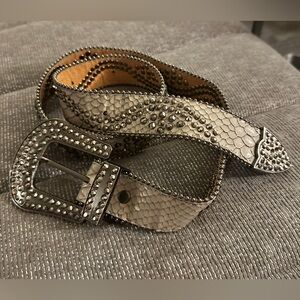 Rhinestones western belt‎ gray size medium